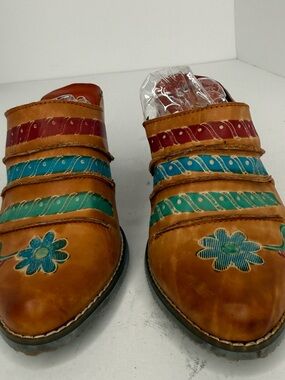 Hand-Painted Leather Slip-On Clogs with Floral Detail